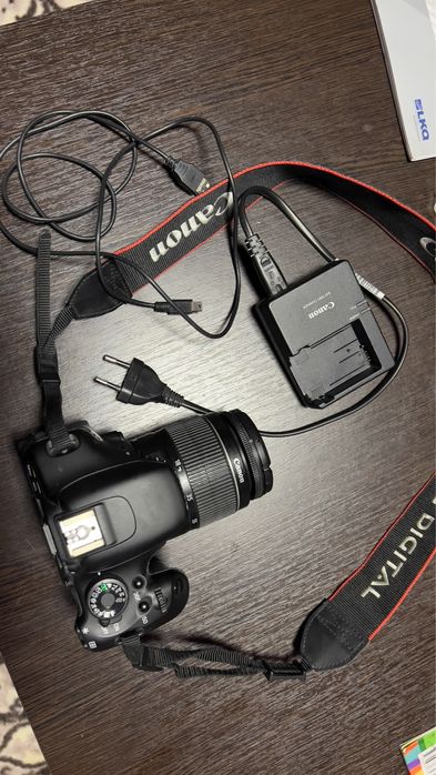Продам фотокамеру Canon