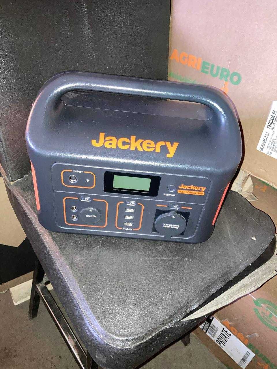 Jackery Solar Generator 500 (Explorer 500 + SolarSaga 100W)