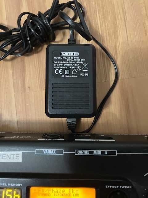 Multiefekt Line 6 pod xt live