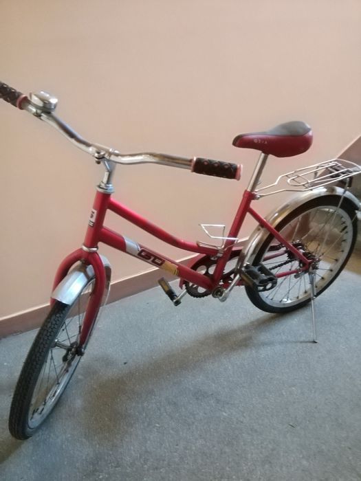 Rower dziecięcy.