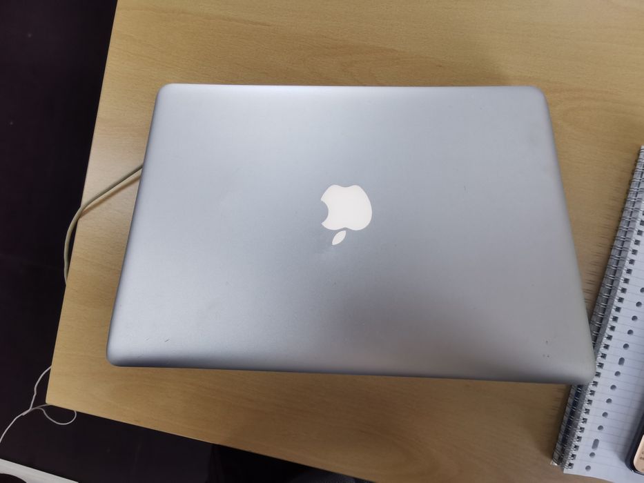 Macbook Pro 9, 2