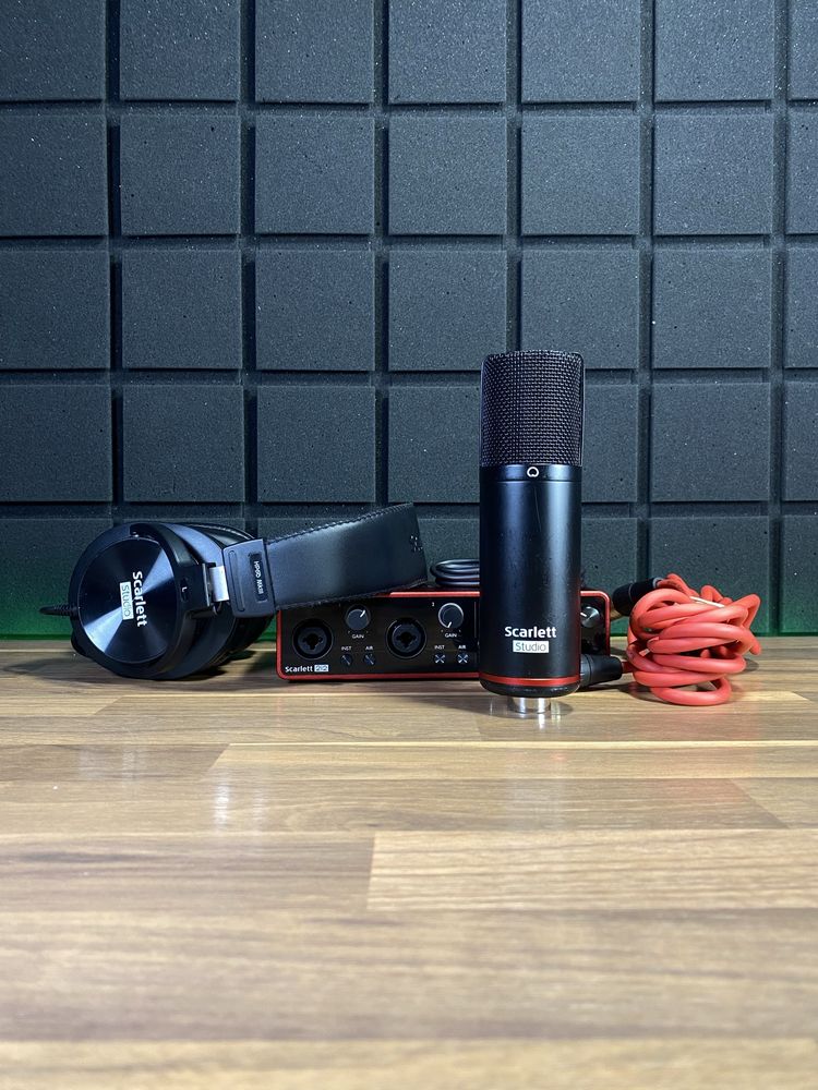 Focusrite Scarlett 2i2 Studio 3rd gen