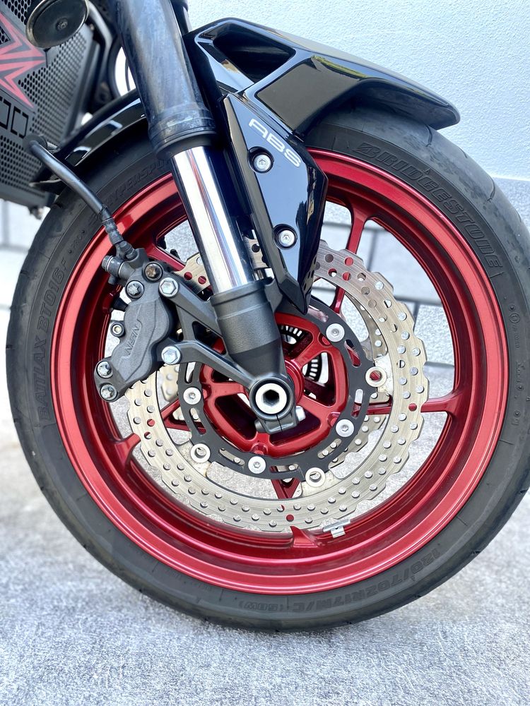 Kawasaki Z900 Performance.