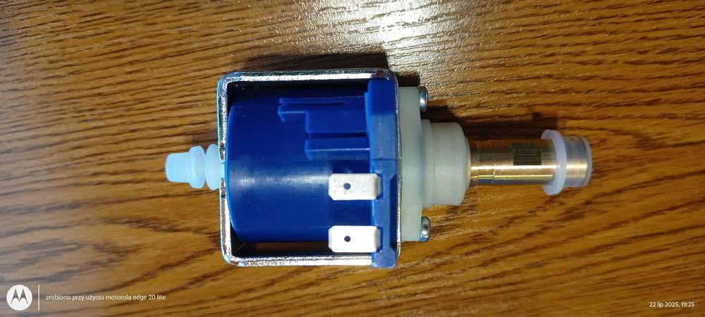 Sprzedam pompę ciśnieniową ekspresu do kawy Zelmer 48W 50Hz 15bar 230V