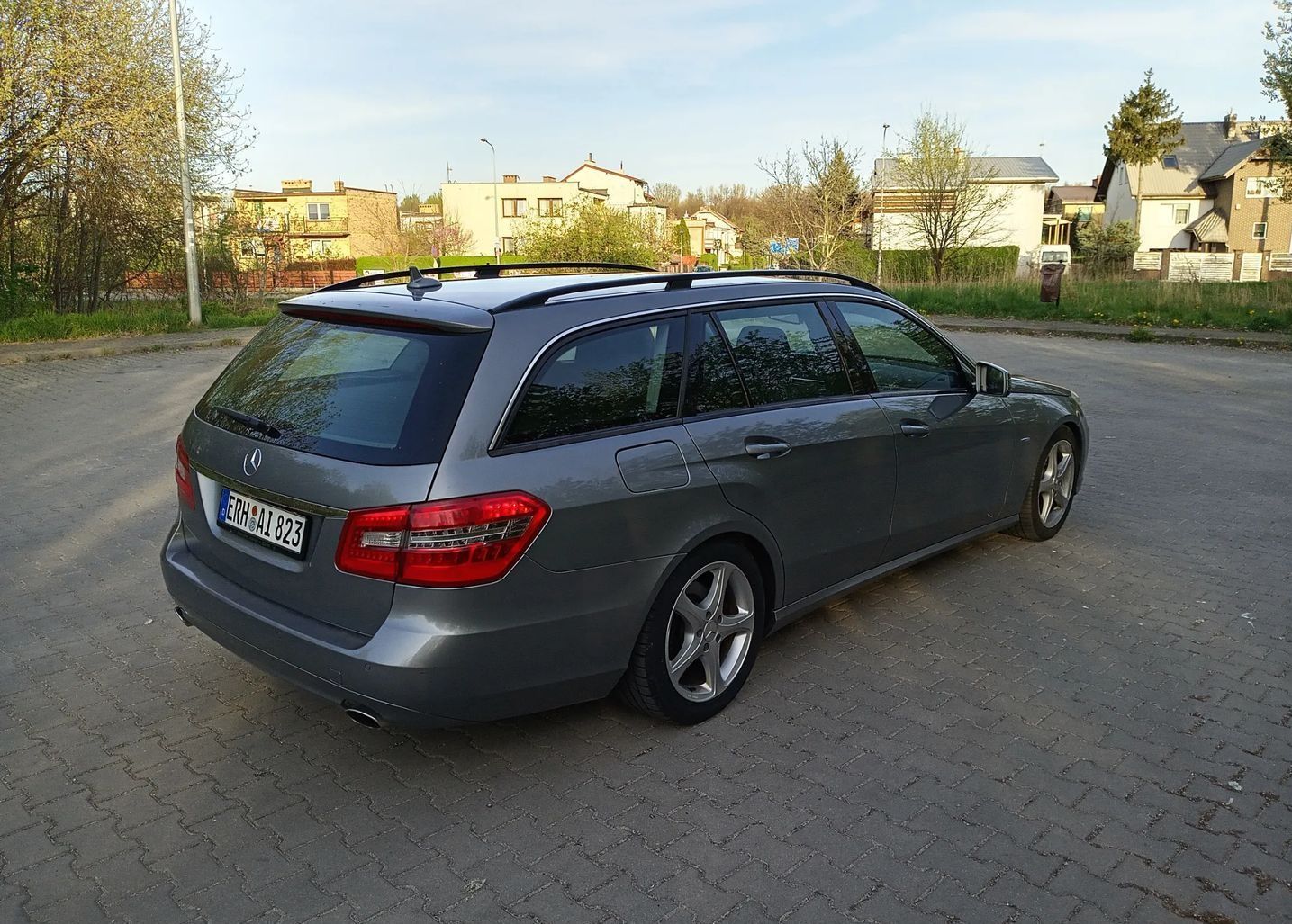 Mercedes-Benz E-Class 350 CDI 4-Matic BlueEff Avantgarde