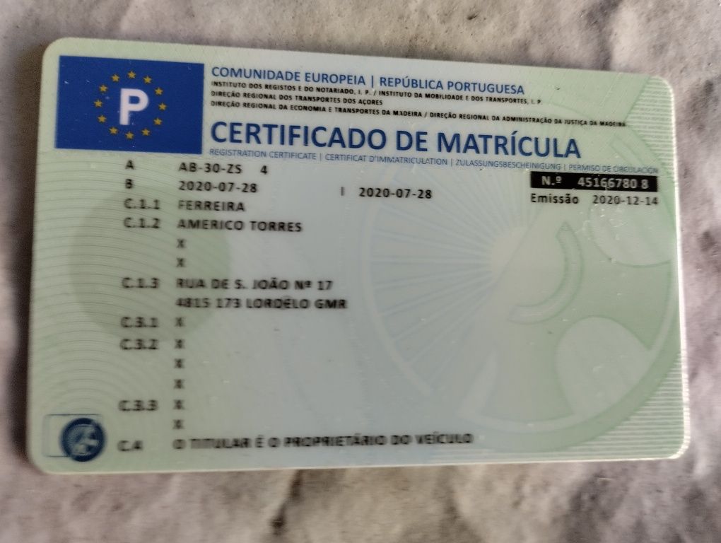 Vendo Volvo XC 60 inscription D4 diesel de julho de 2020 com 42.000km.