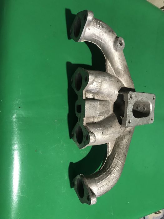 Продам впускной колектор москвич