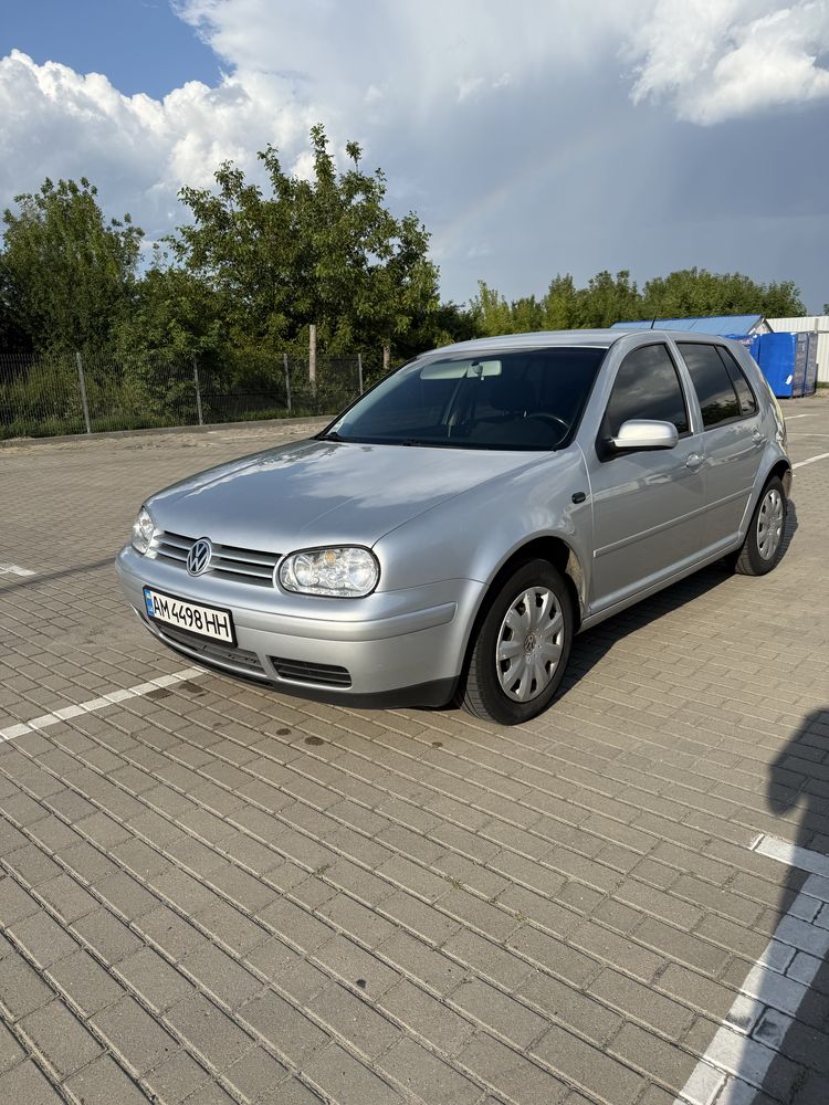 Volkswagen Golf IV 1.6 • Pacific • 2003 рік Газ/бензин