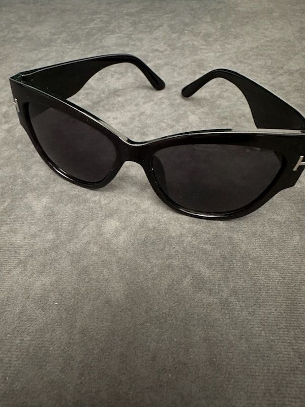 Nowe okulary przeciwsłoneczne