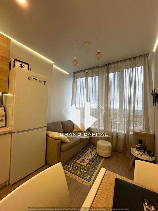 Продам ВИДОВУ 1к квартиру ЖК Каховська/ метро Лівобережна /ГЕНЕРАТОР