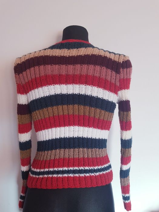 Kolorowy sweter damski robiony na gruntach Top Vintage rozmiar XS/S .