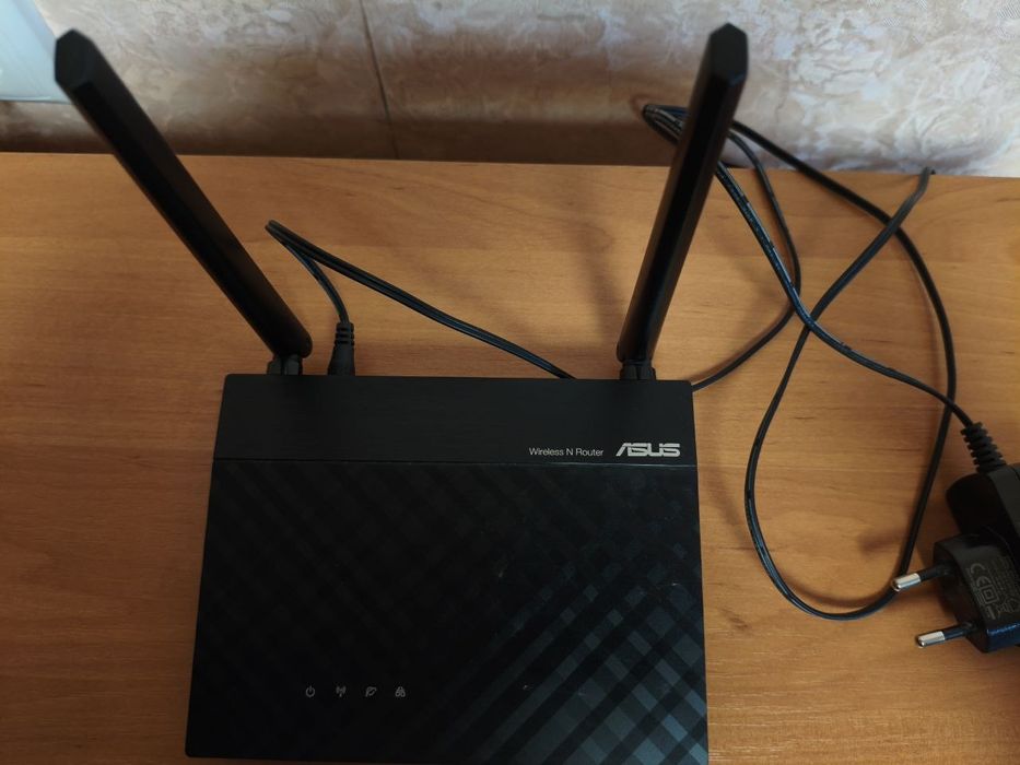 Роутер ASUS RT-N12+