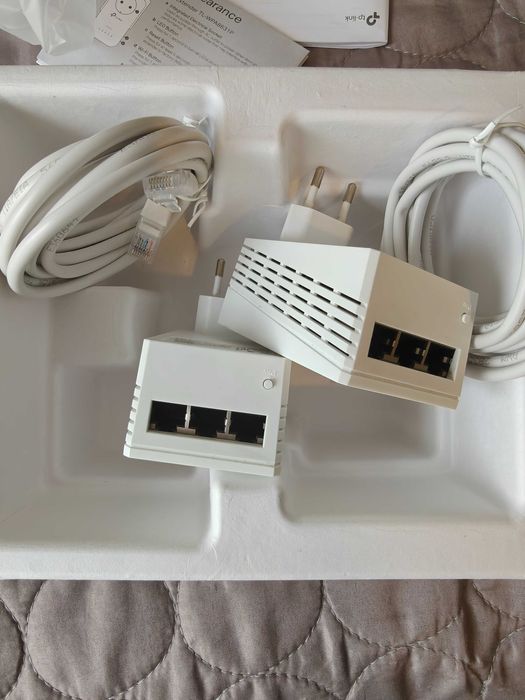 TP-Link AV600 3-Port Gigabit Powerline Adapter Starter Kit