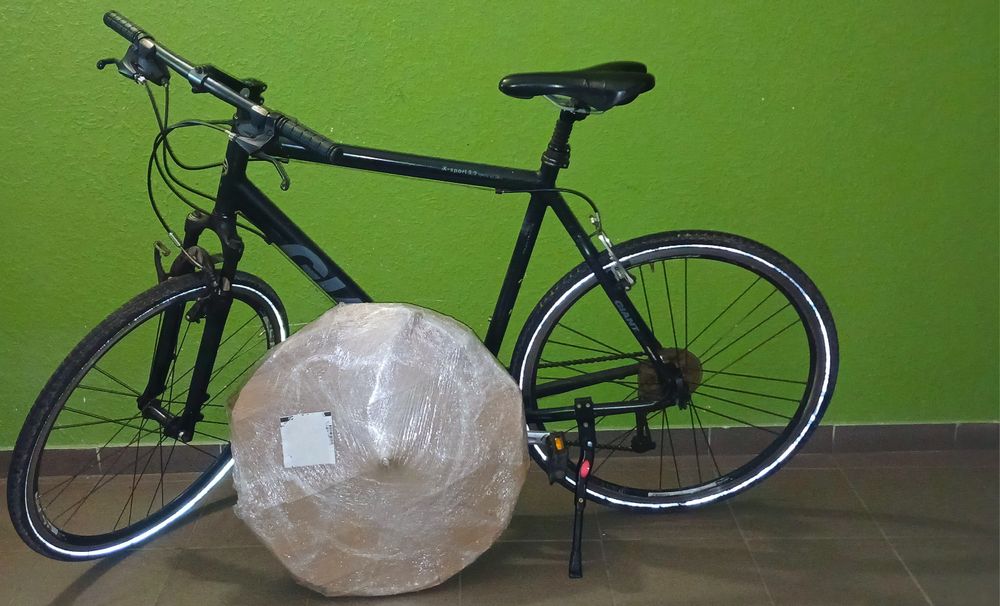 Професійний гібрід велосипед Giant XL. Легкий.