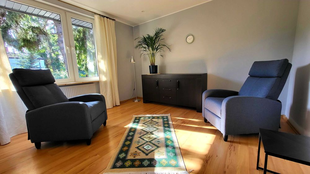 Gabinety w domu wolnostojącym dla psychoterapeuty, psychologa, itp.