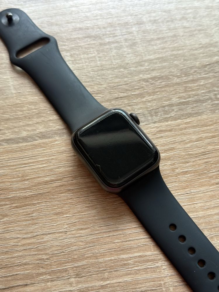 Apple watch se 40 mm