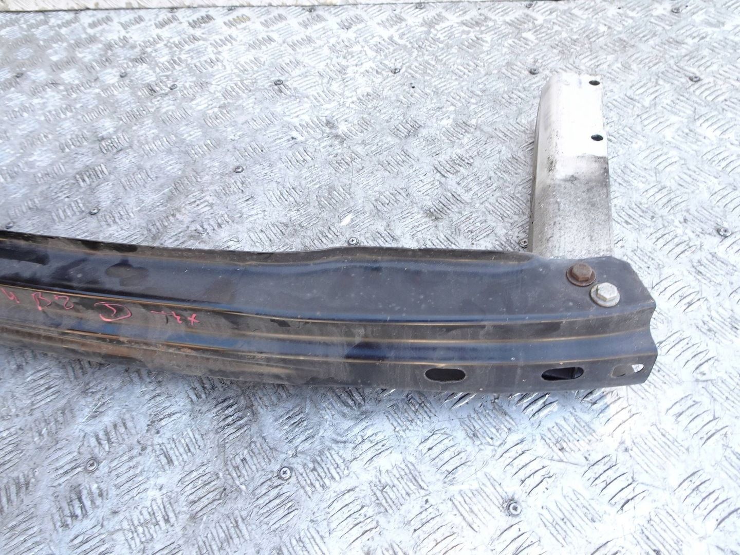 Belka pod zderzak tył Audi A4 B8 LIFT