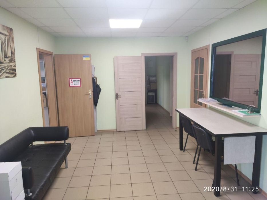 Декабристів 5, фасадне приміщення 100 м², готовий бізнес!