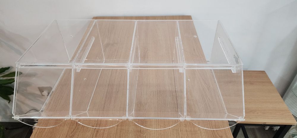 Caixa em acrilico