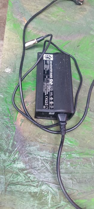 Elektryczny wózek b+b invacare inwalidzki ładny