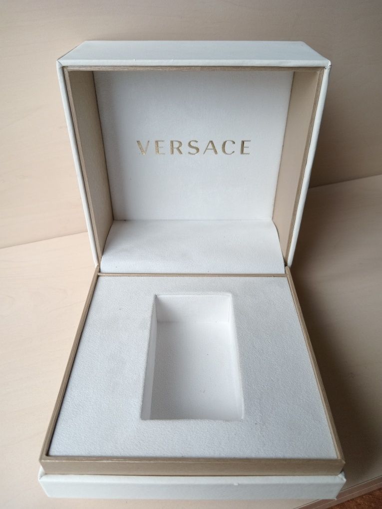 Коробка от часов Versace