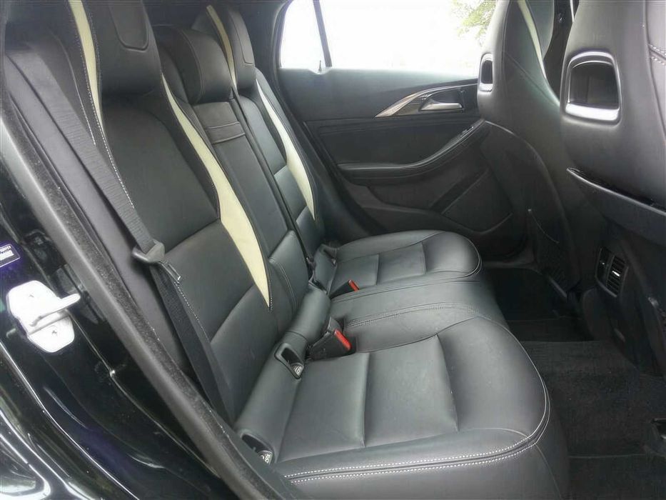 Infiniti QX30 Sport      2017