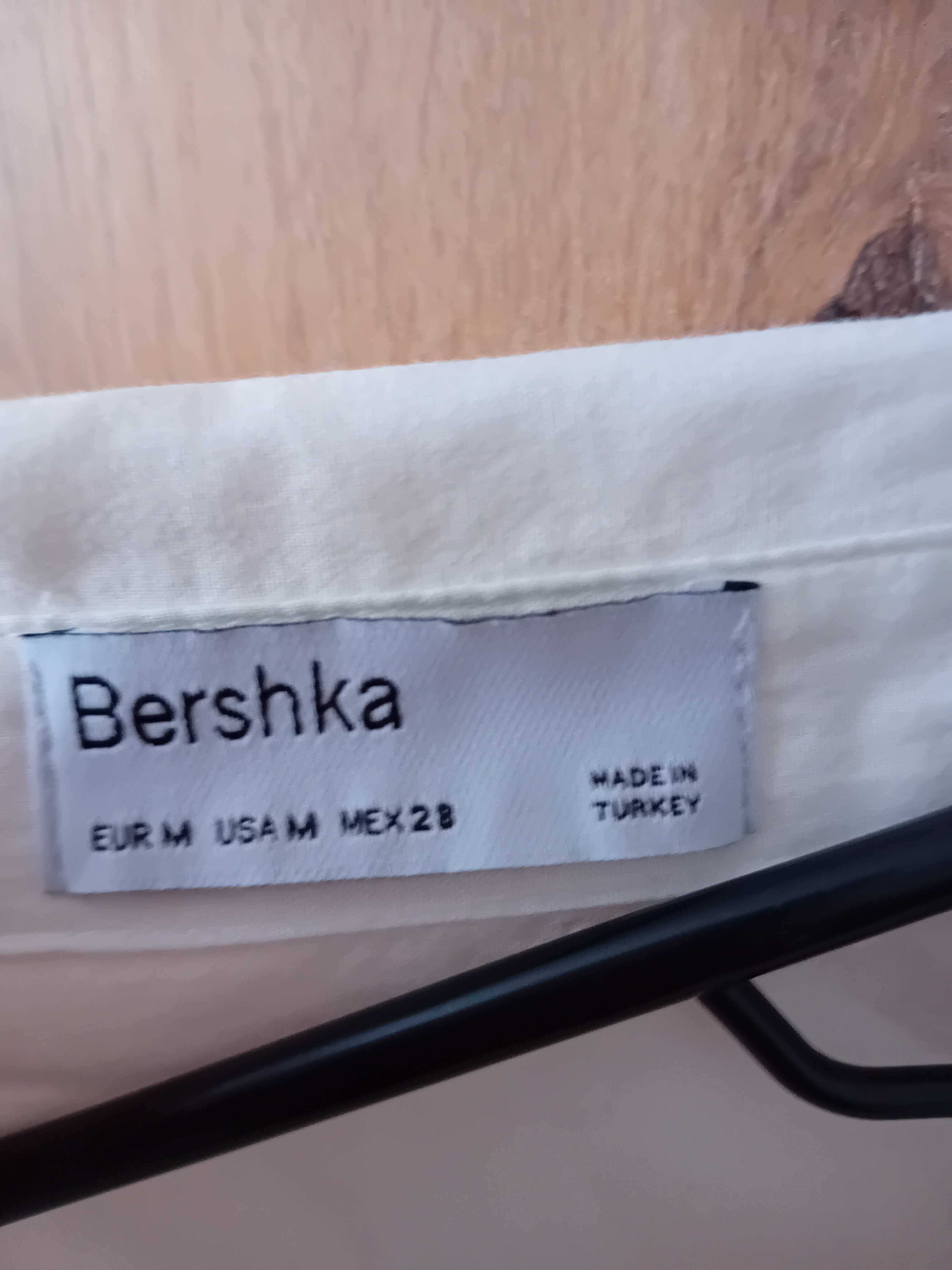 Koszula biala Bershka, M