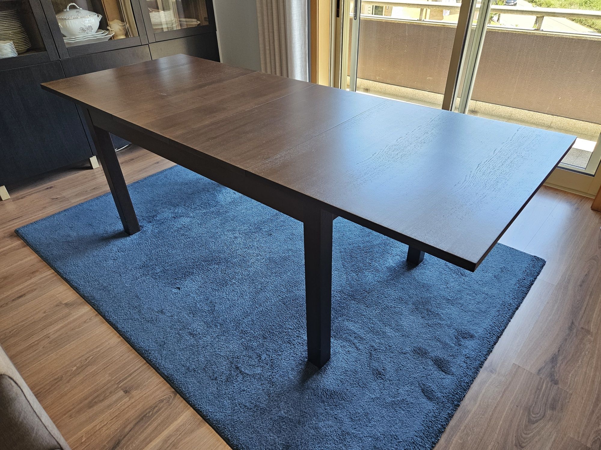 Mesa Extensível de Sala de Jantar