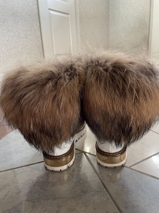 L estrosa skorzane botki ocieplane z futrem