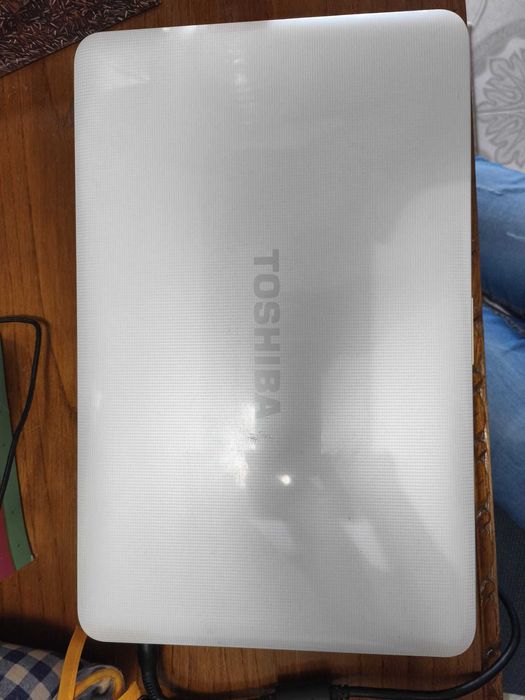 Portátil Toshiba i5-3230M 4Gb