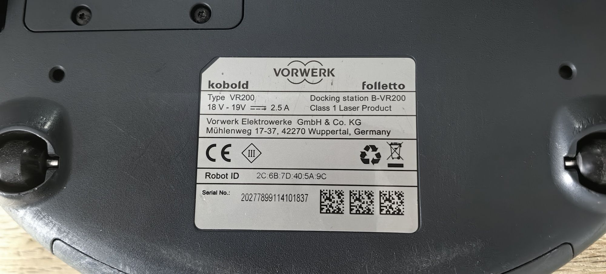 Робот пилосмок Vorwerk kobold VR20