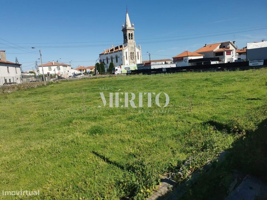 Arrendamento de terreno para atividades económicas
