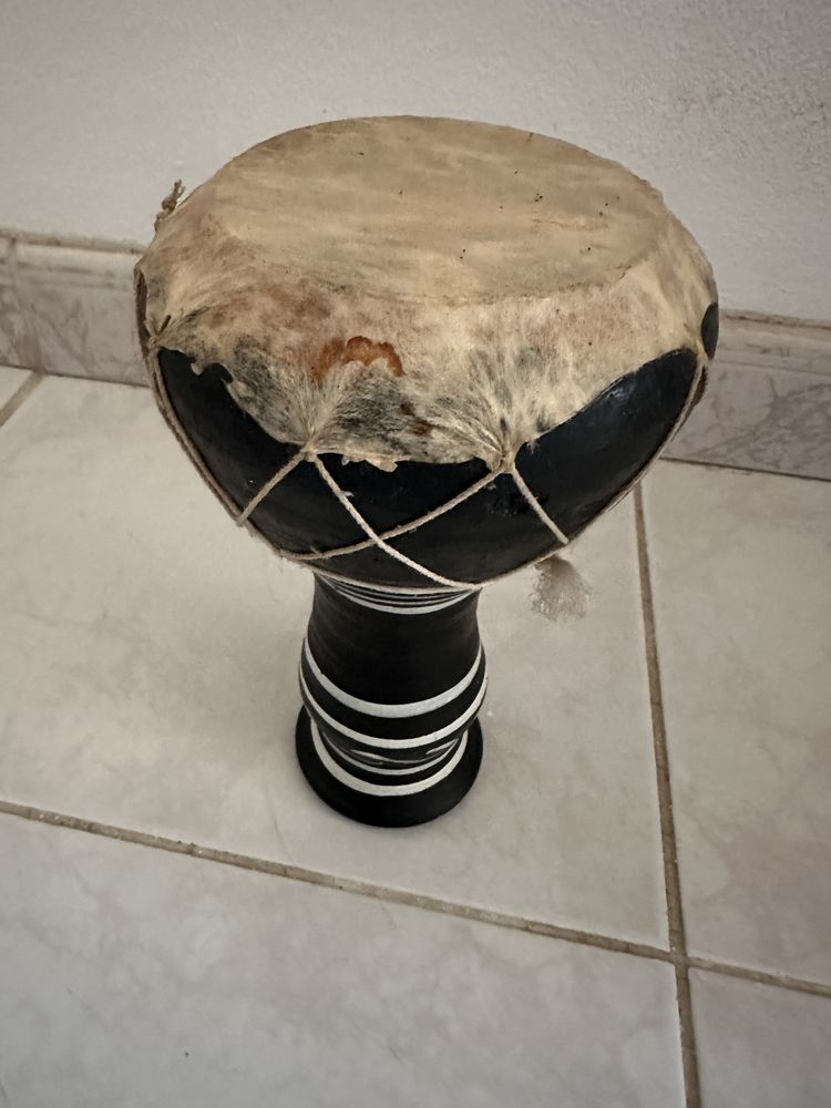 3 Djembe metal e barro