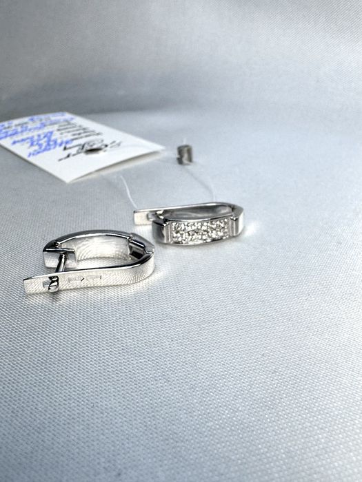 Золоті сережки з діамантами