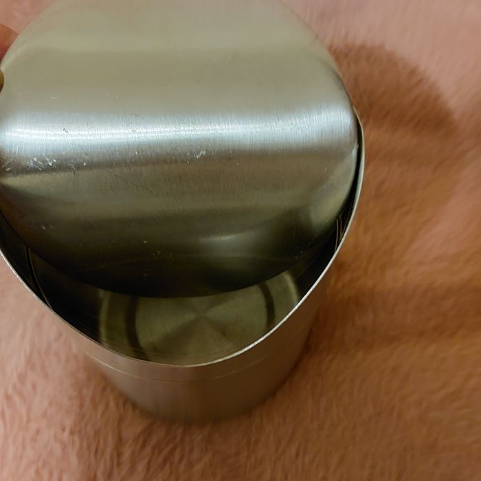 Контейнер для сміття