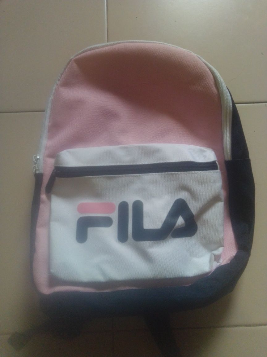 Mochila escolar..