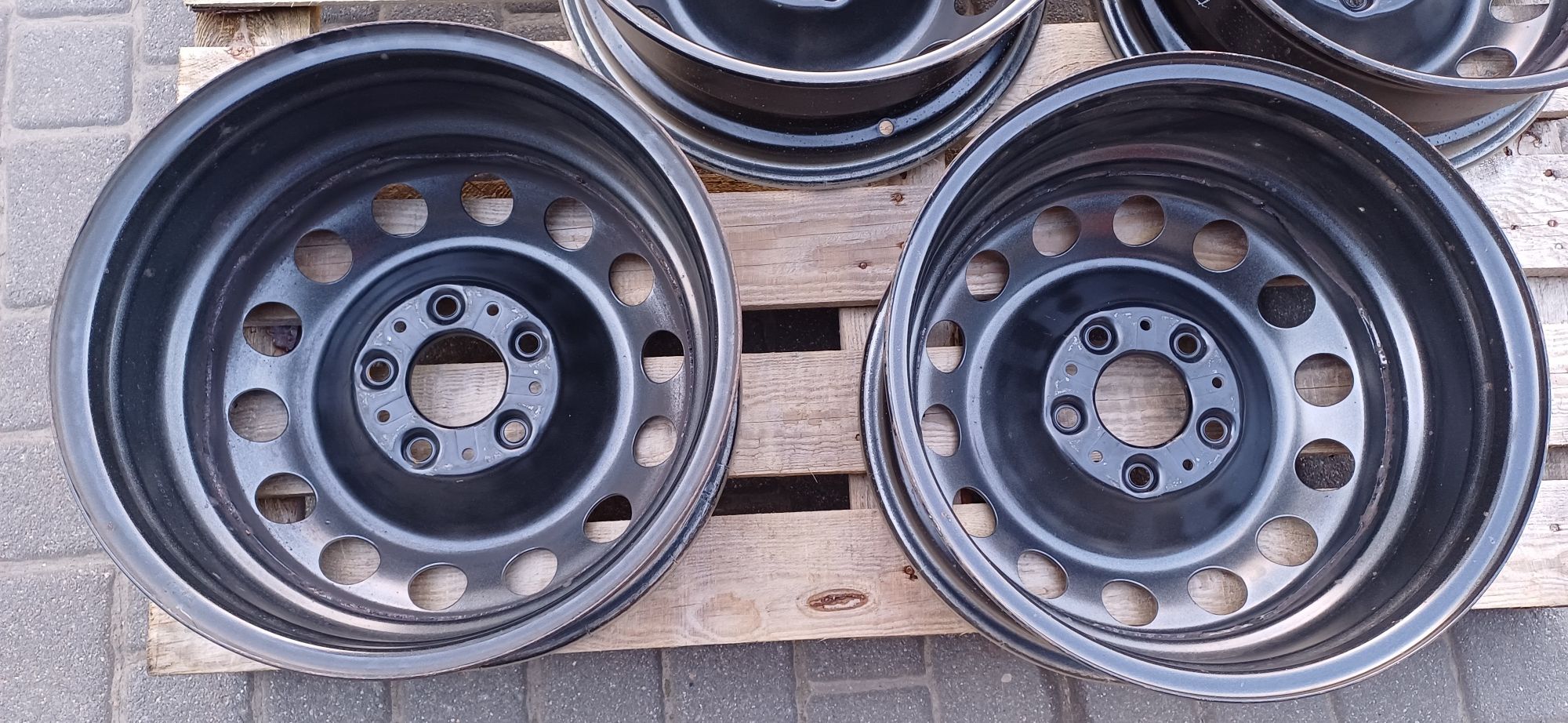 Felgi stalowe BMW 6,5x16 cali , ET 46 ,