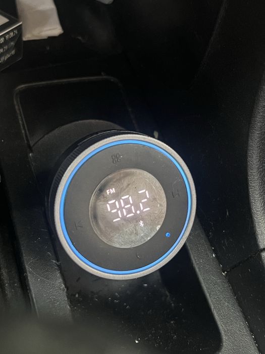 Baseus FM трансмитер, модулятор