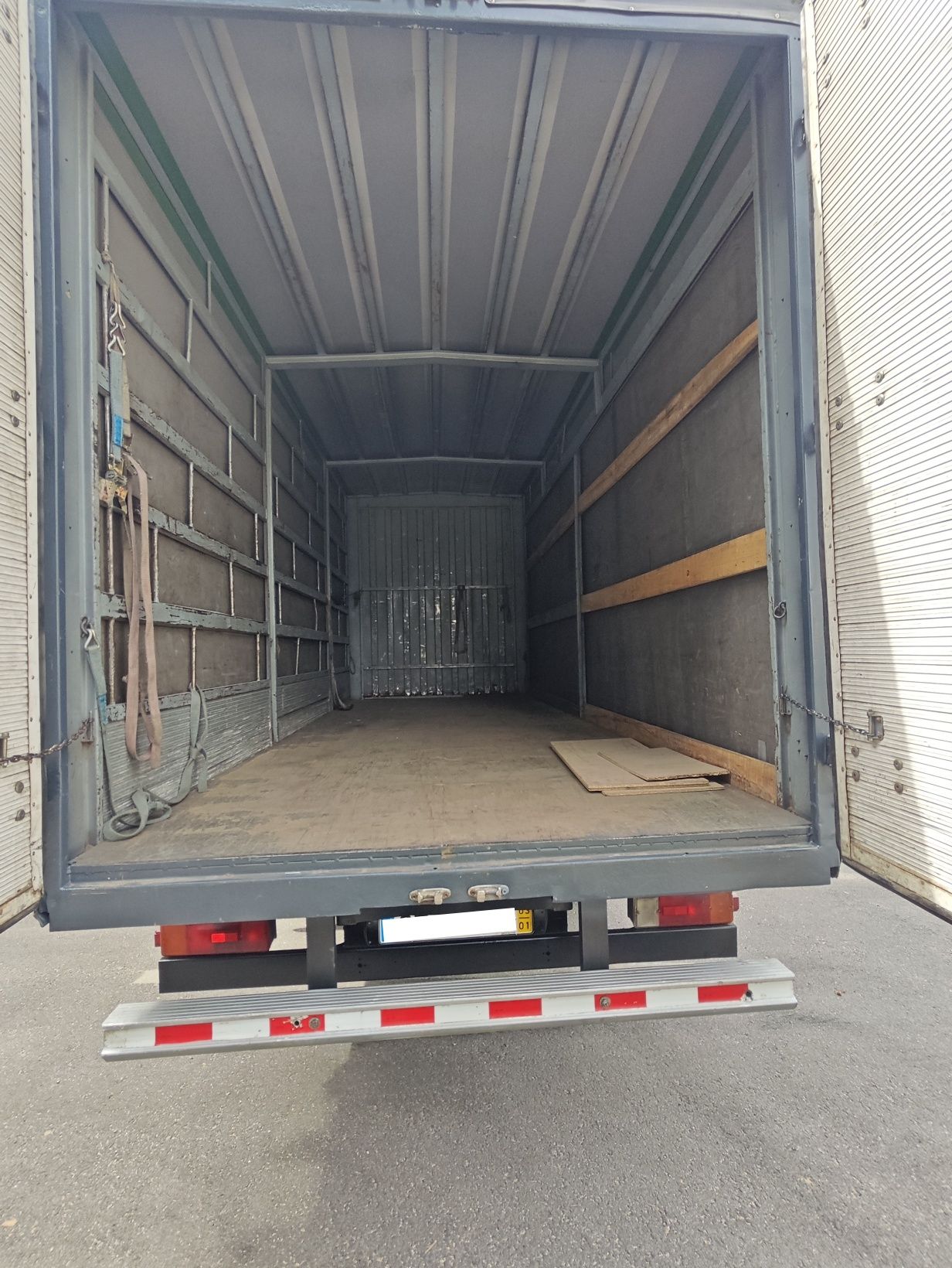 Mitsubishi Canter 7.5Ton.