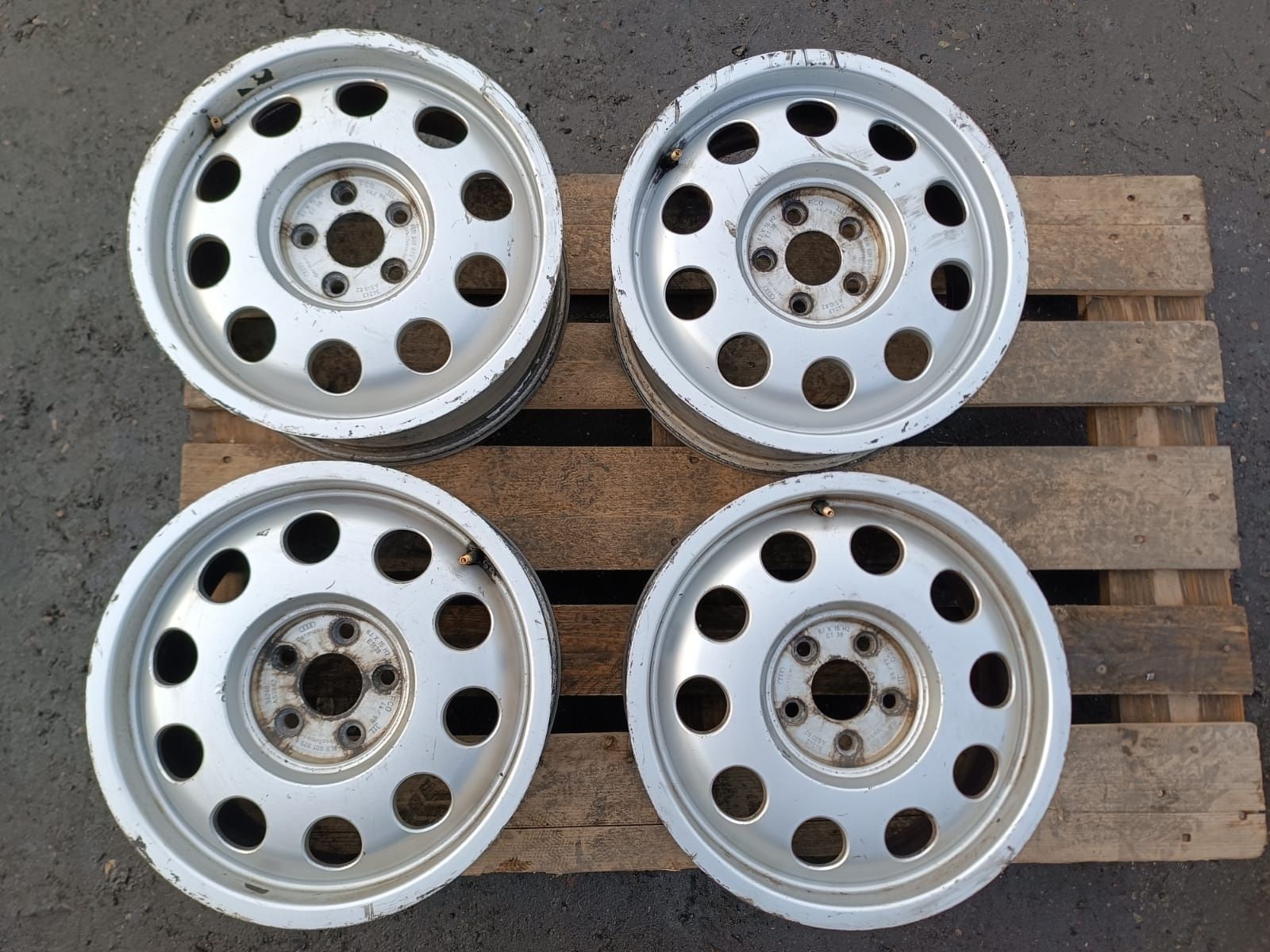 Alufelgi 15 Audi A3 A2 A1 VW Golf IV Bora Polo Skoda Fabia Ibiza 5x100