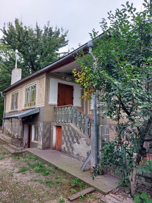 Продається будинок в с. Стриївка.