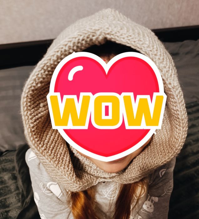 Капор жіночний вязаний