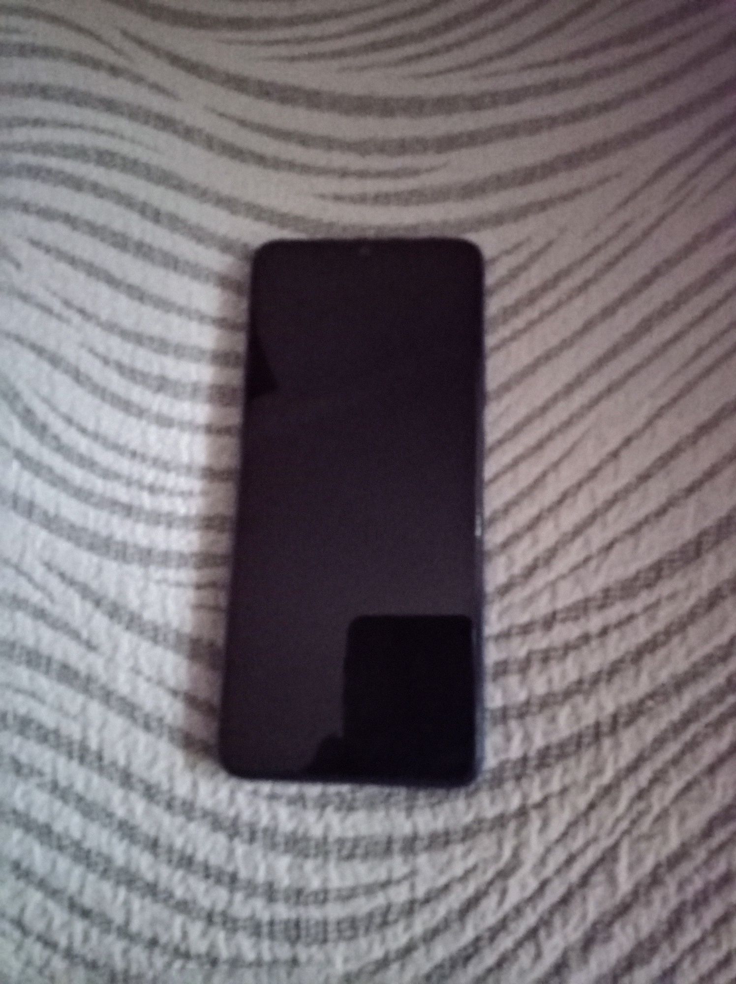 Продам смартфон ZTE Blade A51
