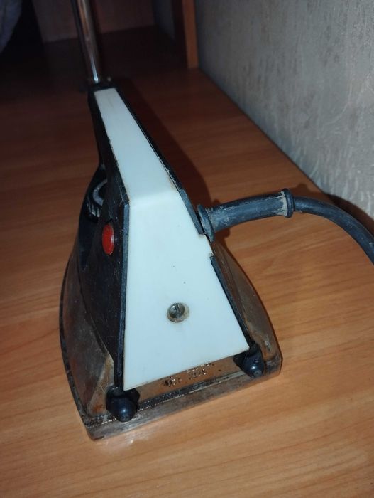 Праска ціна 75 грн.