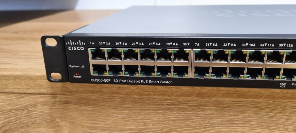 Switch Cisco SG200-50P PoE Idealny stan.
