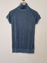 Tshirt azul gola alta - tamanho M
