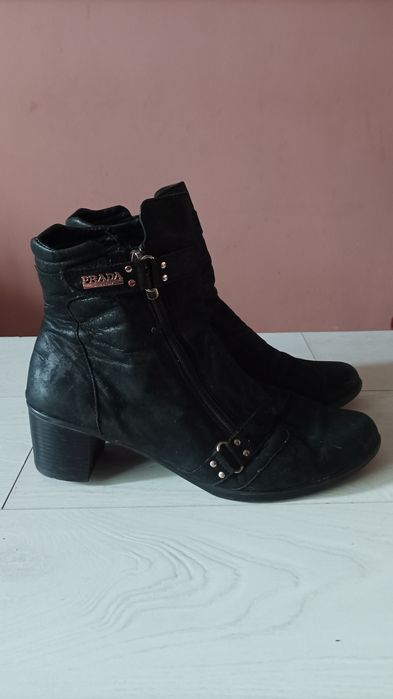 Женские полусапожки Prada. Жiночi чоботи черевики шкiрянi.