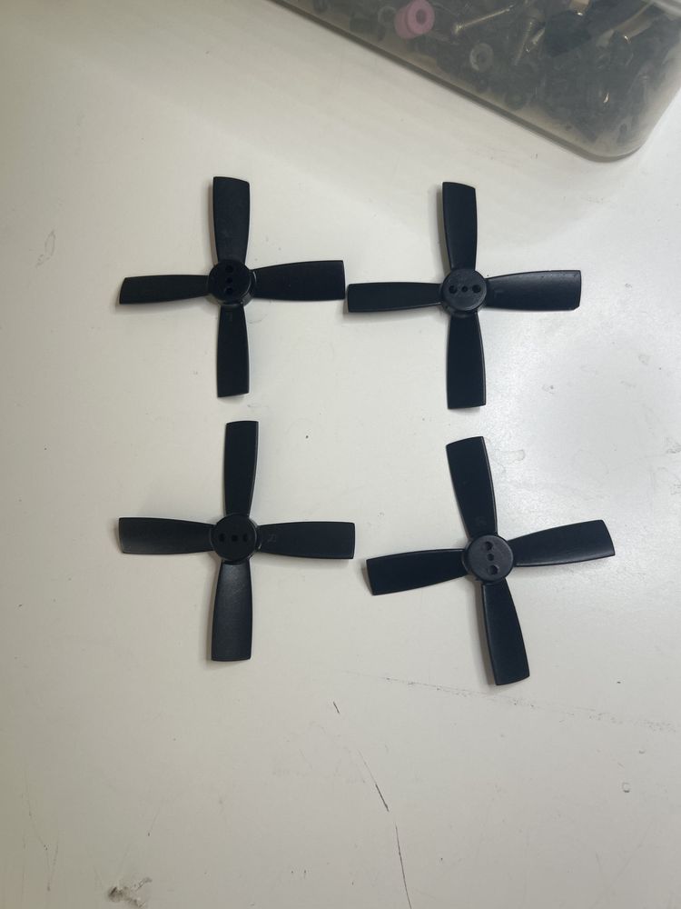 dron FPV mini, gotowy do lotu, hobby, 3 Lipo 3S, wideo