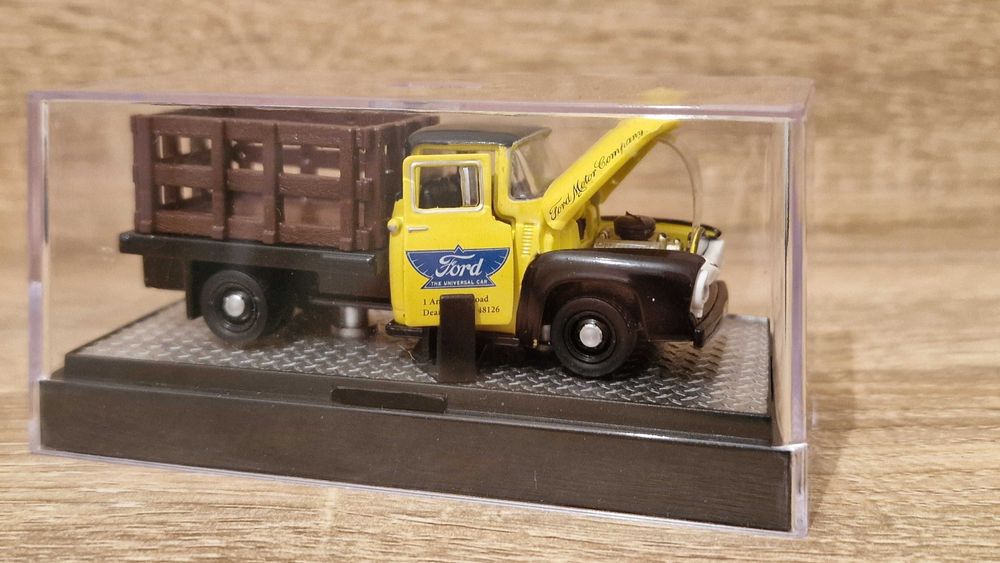 Ford F-100 Stakebed Truck «1956« 1:64