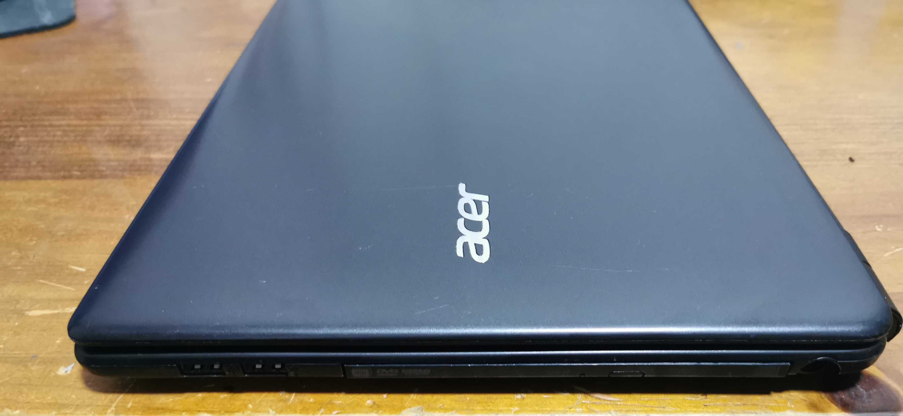 Acer Aspire E1-522